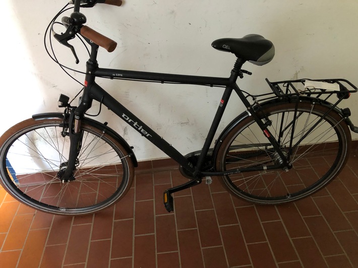 POL-Bremerhaven: Wem gehört dieses Fahrrad? - Polizei sucht Eigentümer