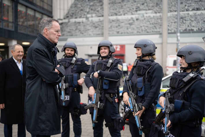 POL-PPMZ: Großübung des Polizeipräsidiums Mainz Polizei erfolgreich beendet