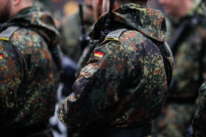 "Deutschland braucht einen unverstellten Blick auf seine Armee." Kabel Eins startet im Oktober mit der Reportage-Reihe "Unsere Bundeswehr: Missionen, Menschen, Emotionen" in der Prime Time