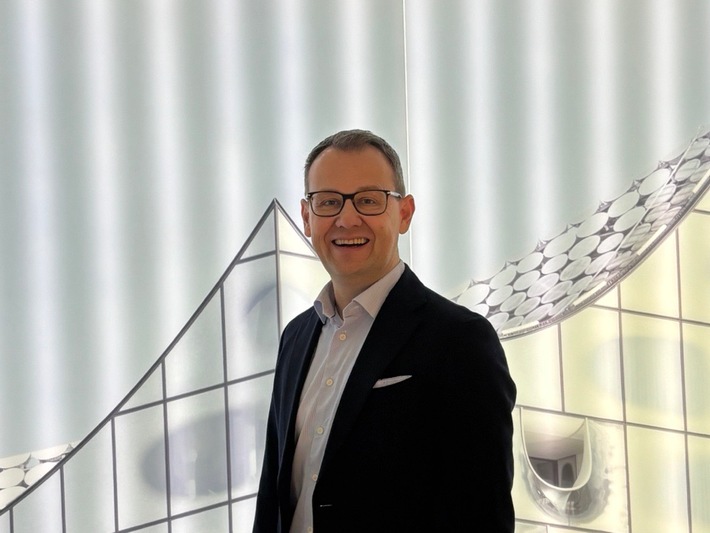 HWP Handwerkspartner stärkt Geschäftsführung / Ken Kämpf übernimmt Verantwortung für TGA | Dach & Solar sowie Bauwerkserhaltung