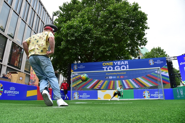 &quot;One Year To Go&quot; in Hamburg: In einem Jahr startet die Fußball-Europameisterschaft 2024