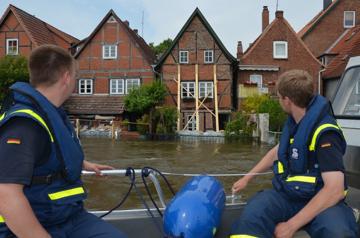 THW LVBEBBST: Hochwasser 2013 - Einsatz der Rekorde für das THW / Sachsen-Anhalt, die damals am stärksten betroffene Region / Medialer Rückblick des THW-Landesverbandes Berlin, Brandenburg, Sachsen-Anhalt