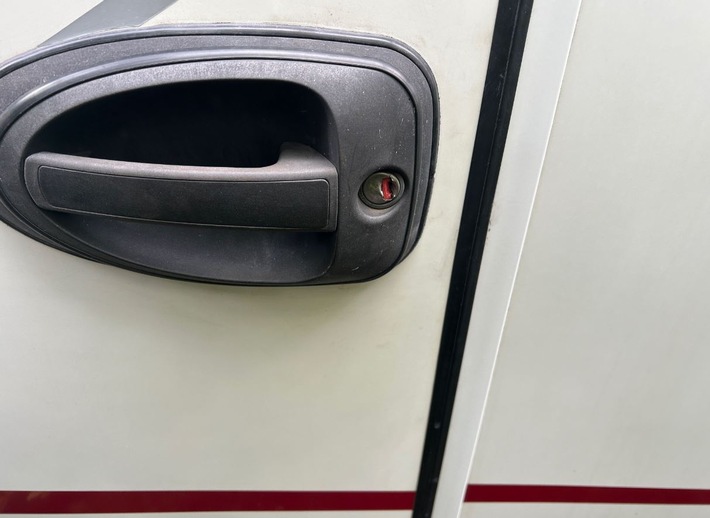 POL-PDLD: St. Martin - Einbruchsversuch am Wohnmobil