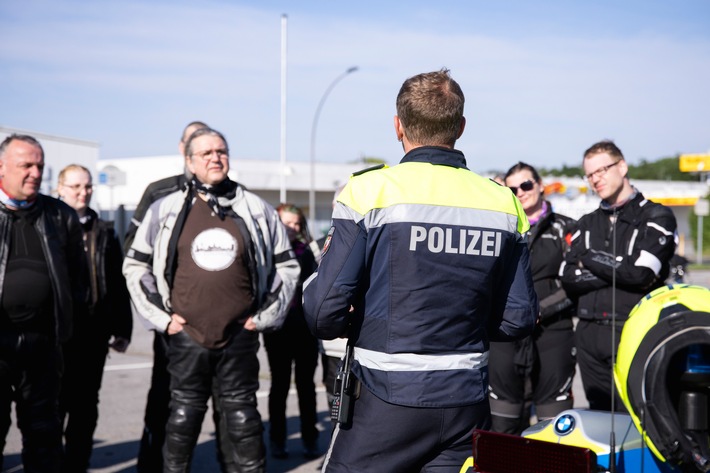 POL-RE: Kreis Recklinghausen/ Bottrop/ Kreis Borken/ Kreis Coesfeld: PoliTour bei Kaiserwetter