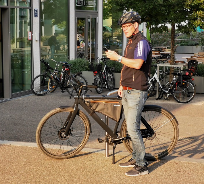 Neu: Mit der ADAC Fahrrad-Versicherung Click & Go Fahrräder und Pedelecs minutengenau per App versichern / Erstmalig in Deutschland / Pilotphase startet im Stadtgebiet München