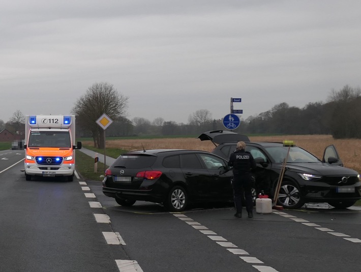 POL-COE: Coesfeld, B525/ Autos zusammengestoßen