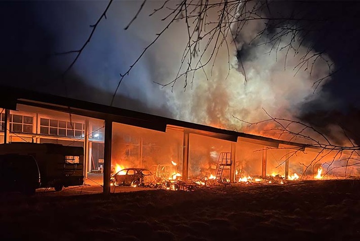 POL-ST: Rheine, Großbrand einer Halle Keine Verletzten