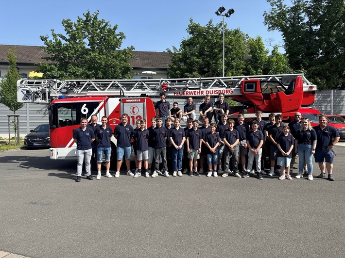 FW Tönisvorst: Erlebnisreiches Pfingstwochenende der Jugendfeuerwehr Tönisvorst in Duisburg