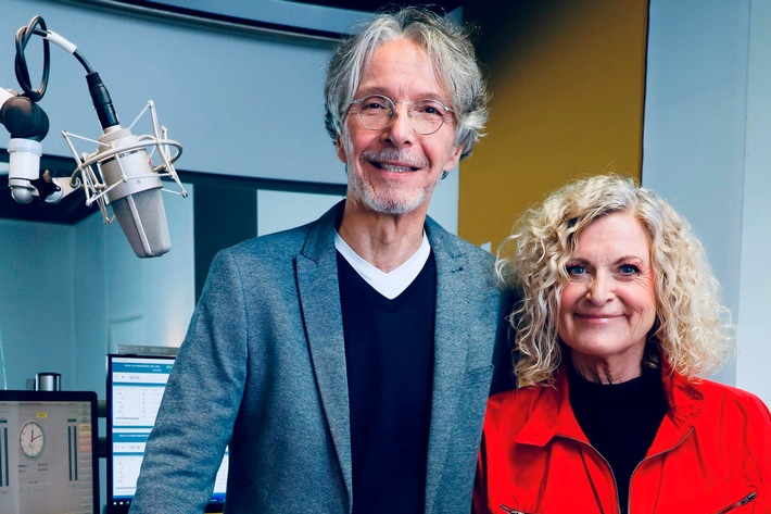 Nicht allein unterm Baum - "Das Ausgehspiel" in hr1 mit Susanne Fröhlich und Klaus Reichert