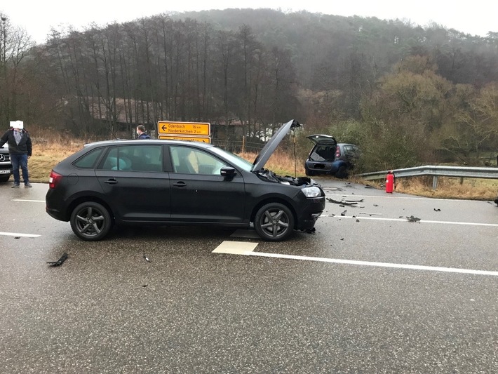 POL-PPWP: Verkehrsunfall unter Alkoholeinfluss