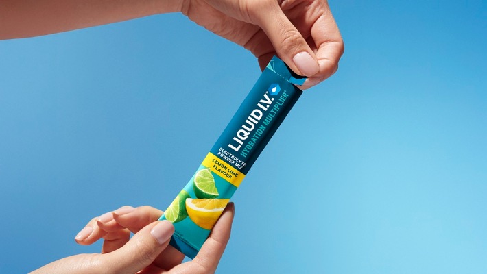 Pünktlich zum Sommer: Liquid I.V.® startet in Deutschland / Die #1 Pulver-Marke für Flüssigkeitszufuhr in den USA [1] kommt nach Deutschland und ist ab sofort über Amazon erhältlich