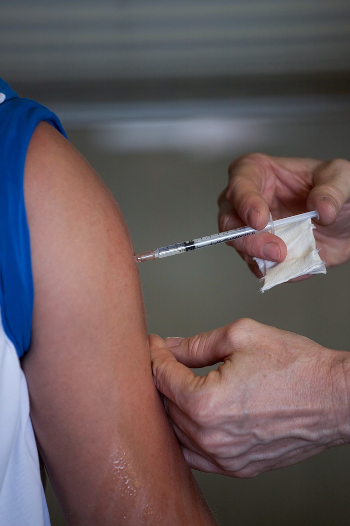 BG BAU: Neue Regelung zur Masernimpfung beachten