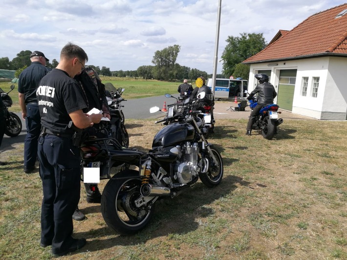 POL-NI: Landkreis Schaumburg/Landkreis Nienburg- Motorräder überprüft