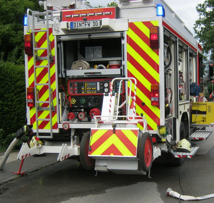 FW Dinslaken: Brandeinsatz im Ortsteil Hiesfeld
