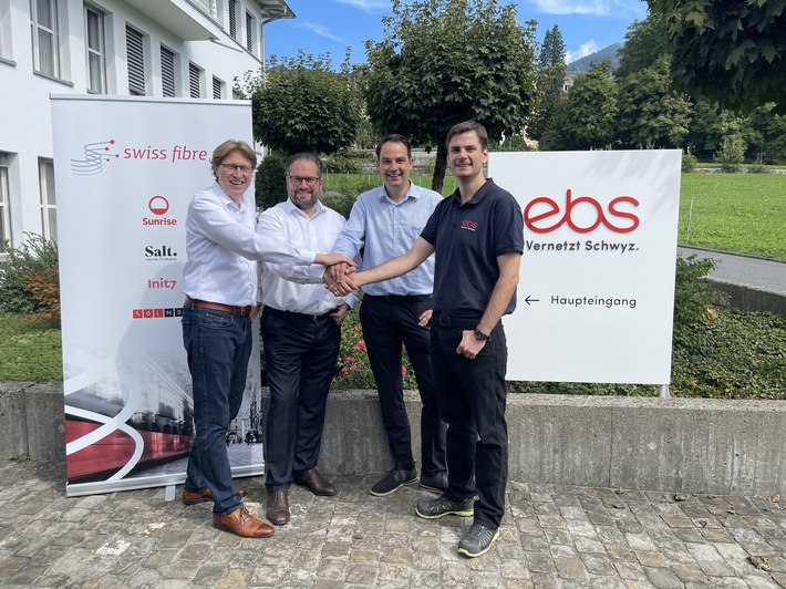 Das offene Glasfasernetz der Schweiz wächst: Swiss Fibre Net AG ermöglicht weiteren 16