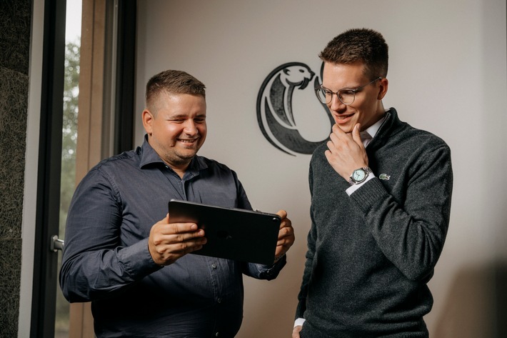 Fabian Zamzau und Michael Polit / Weiterer Text über ots und www.presseportal.de/nr/172097 / Die Verwendung dieses Bildes für redaktionelle Zwecke ist unter Beachtung aller mitgeteilten Nutzungsbedingungen zulässig und dann auch honorarfrei. Veröffentlichung ausschließlich mit Bildrechte-Hinweis. Fabian Zamzau und Michael Polit / Weiterer Text über ots und www.presseportal.de/nr/172097 / Die Verwendung dieses Bildes für redaktionelle Zwecke ist unter Beachtung aller mitgeteilten Nutzungsbedingungen zulässig und dann auch honorarfrei. Veröffentlichung ausschließlich mit Bildrechte-Hinweis.