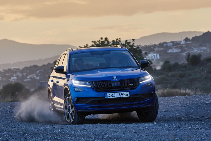 SKODA präsentiert Fans von SKODA RS und Motorsport den neuen KODIAQ RS in Dresden und Magdala (FOTO)