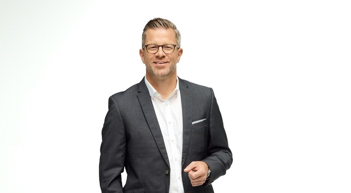 Lutz Wolf wird CEO der KARL MAYER Gruppe