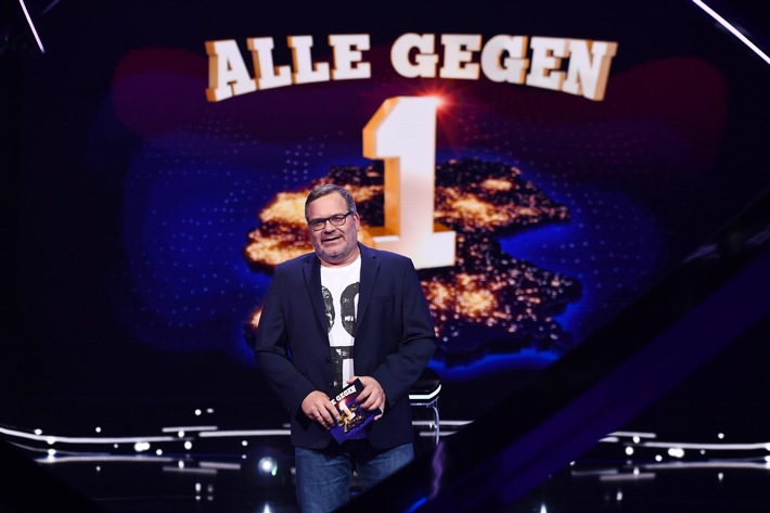 TV-Zuschauerin Martina gewinnt auf ihrem Sofa 80.000 Euro / Quoten von ProSieben-Show "Alle gegen Einen" legen zu