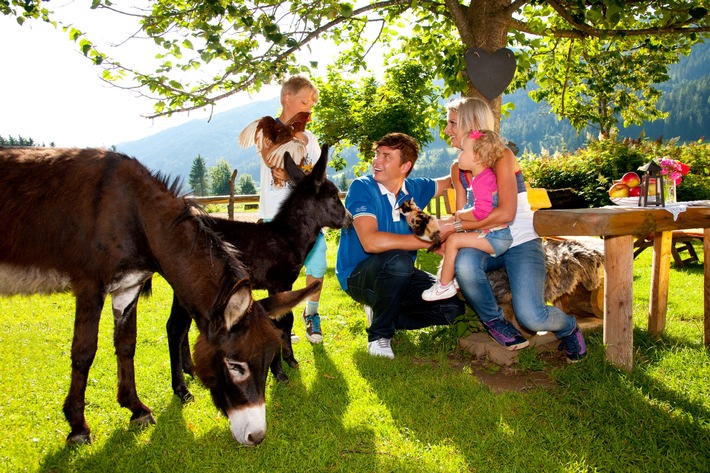 Tierischer Familienurlaub in den Bergen! - BILD