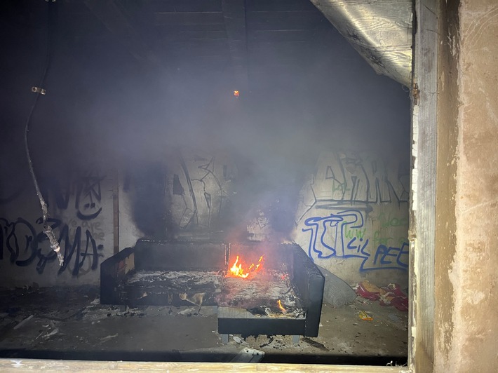 POL-PDLD: Brandstiftung
