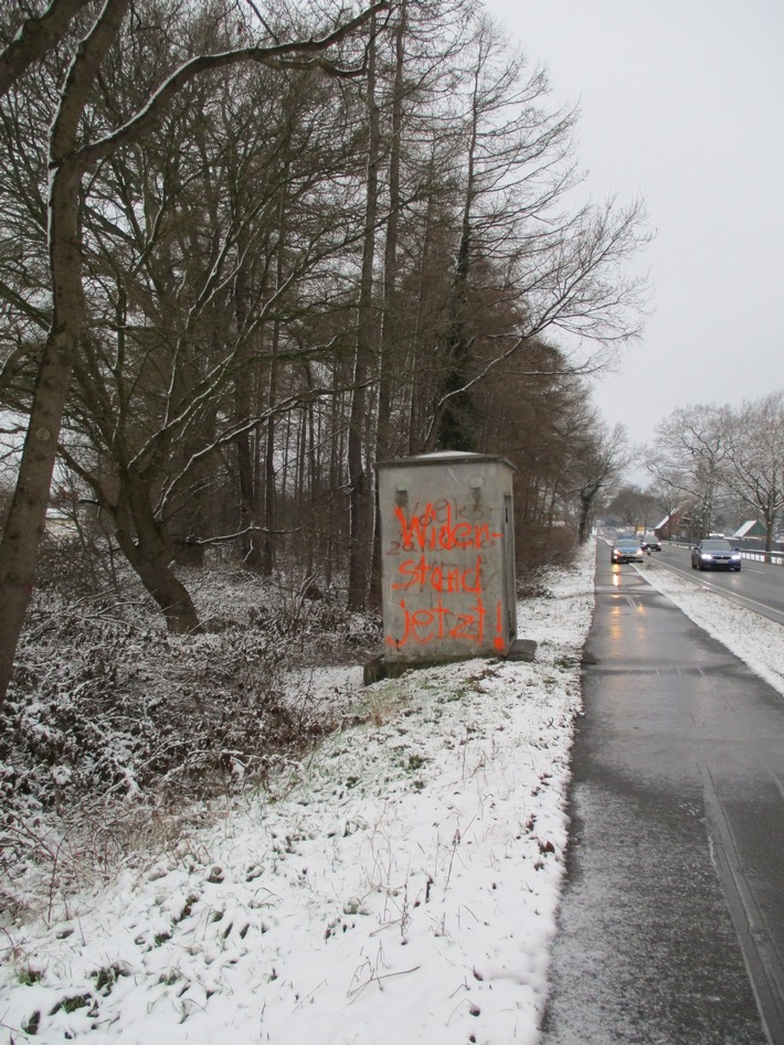 POL-ROW: ++ Schmierereien an der B 71 - Polizei bittet um Hinweise ++