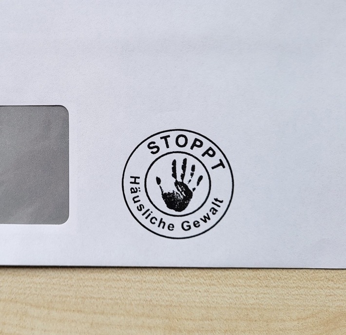 POL-WL: Beginn der 16-Tage-Kampagne gegen Gewalt an Frauen - Polizei zeigt Flagge