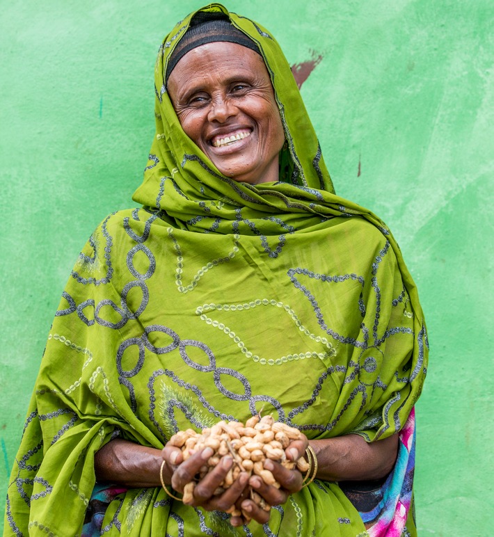 Erdnüsse in Äthiopien: Von wegen &quot;Peanuts&quot; / Wie Kleinkredite Frauen in Äthiopien helfen, mit dem Anbau von Erdnüssen selbständig zu werden