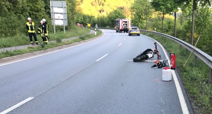 POL-PDKL: Motorradfahrer und Sozia nach Sturz schwer verletzt