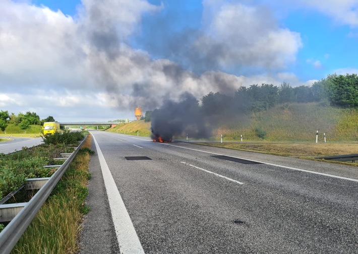 POL-HWI: Autobahn 20 nach Pkw Brand zeitweise voll gesperrt