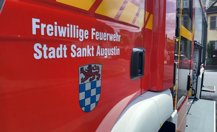 FW Sankt Augustin: Feuerwehr löscht Küchenbrand