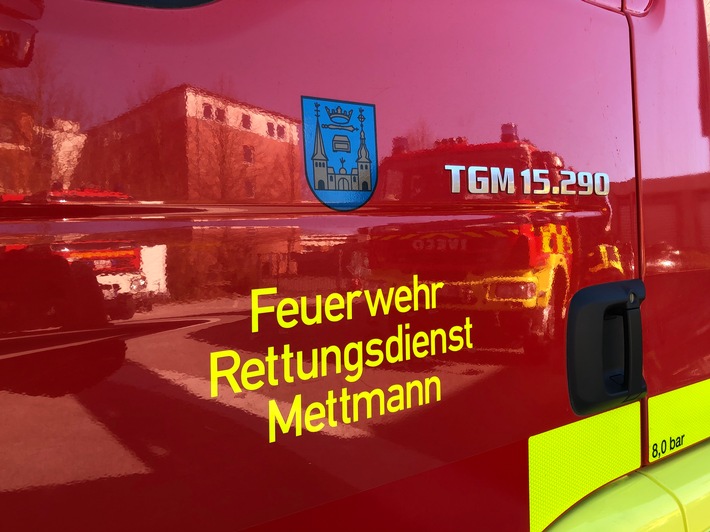 FW Mettmann: Ausgelöste Brandmeldeanlage im ev. Krankenhaus Mettmann. Rauchwarnmelder verhinderte schlimmeres.