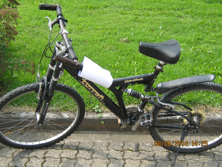 POL-GOE: (494/2014)  &quot;Tausche&quot; neu gegen alt  - Mountainbike gestohlen und dafür anderes zurückgelassen,  Polizei Duderstadt sucht Fahrradeigentümer