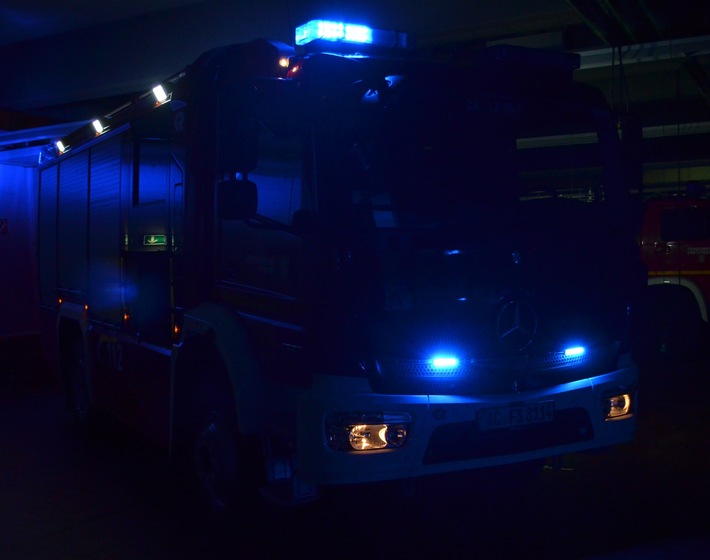 FW-Stolberg: Zimmerbrand und eine &quot;vermisste Person&quot; beschäftigten die Feuerwehr in der Nacht zu Silvester