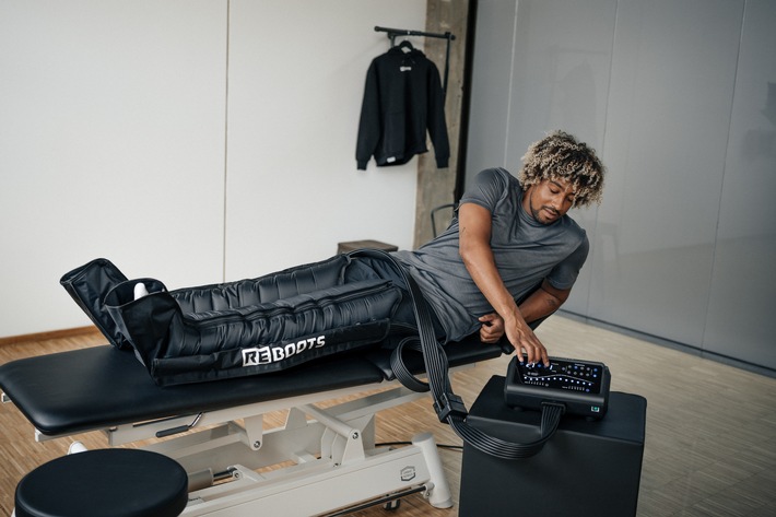 Full individualization of the compression massage / Productive, Professional, Progressive - the new Reboots One Pro