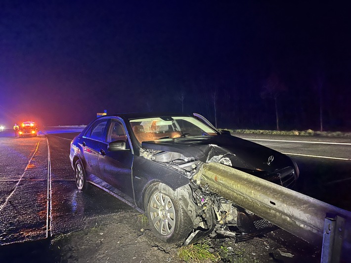 POL-CUX: Verkehrsunfall mit Weihnachtswunder