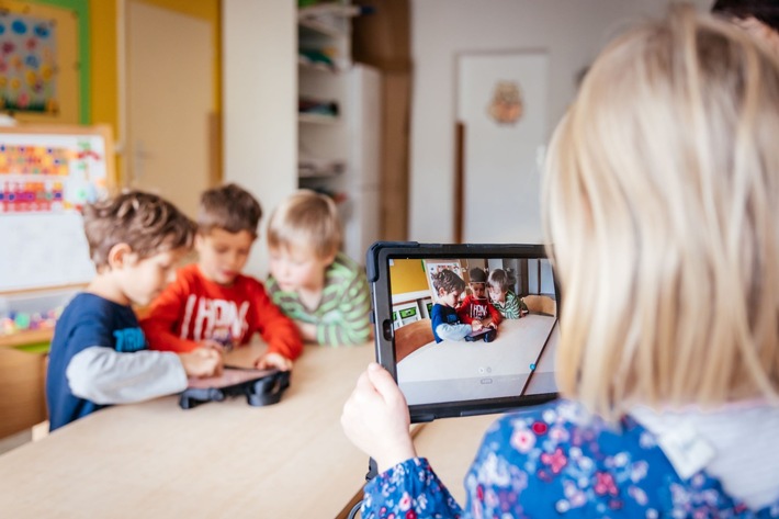 Leipziger FRÖBEL-Kindergarten gewinnt Deutschen Arbeitgeberpreis für Bildung