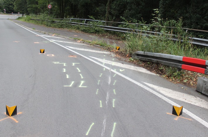 POL-RBK: Odenthal - junger Motorradfahrer schwer verletzt