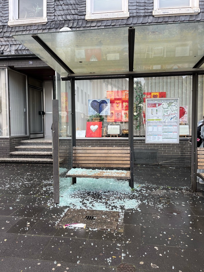 POL-HA: Jugendliche flüchten nach Unfall mit einem E-Scooter - Zeugen gesucht