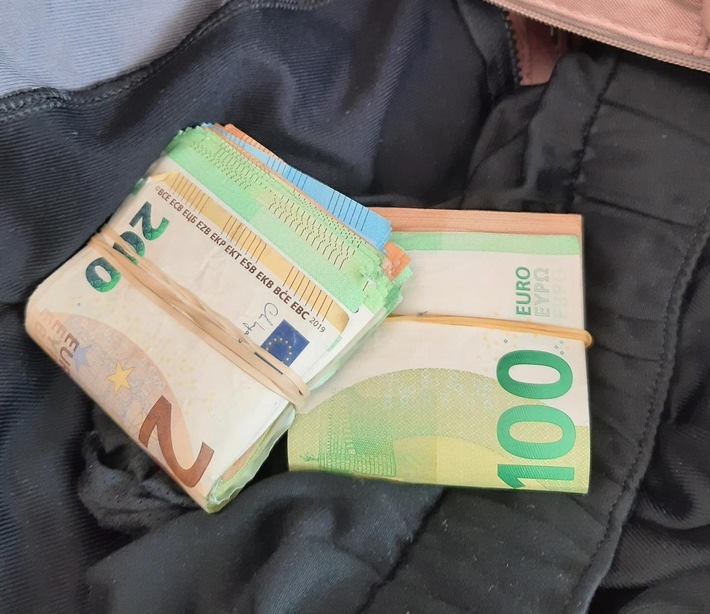 BPOL NRW: Gemeinsame Pressemitteilung: Bundespolizei, PP-Aachen, ZFA Essen + Städteregion Aachen - Verdacht der Hehlerei - Wert sichergestellter Gegenstände über 80.000,- Euro....