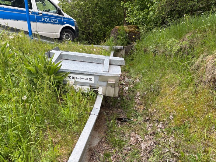POL-PDWIL: Diebstahl eins Zigarettenautomaten