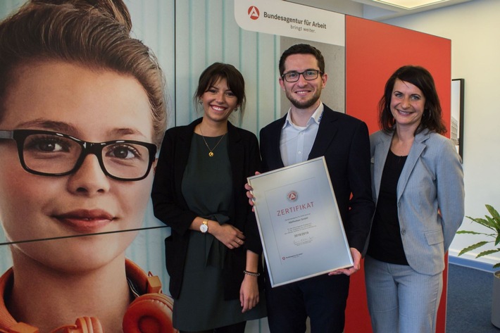 Vorbildliches Engagement für Hörakustik-Nachwuchs: HörPartner als einer der besten Ausbildungsbetriebe Berlins geehrt