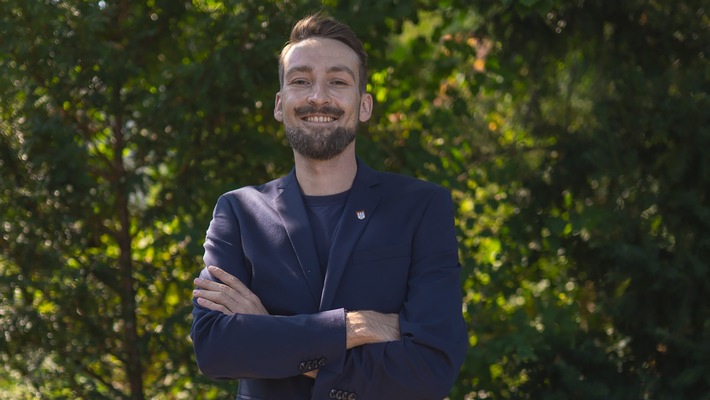 Leo Alexander Goretzki verbindet datenbasierte Analyse mit konkreter Umsetzungsstrategie für den Mittelstand / Weiterer Text über ots und www.presseportal.de/nr/182245 / Die Verwendung dieses Bildes für redaktionelle Zwecke ist unter Beachtung aller mitgeteilten Nutzungsbedingungen zulässig und dann auch honorarfrei. Veröffentlichung ausschließlich mit Bildrechte-Hinweis.