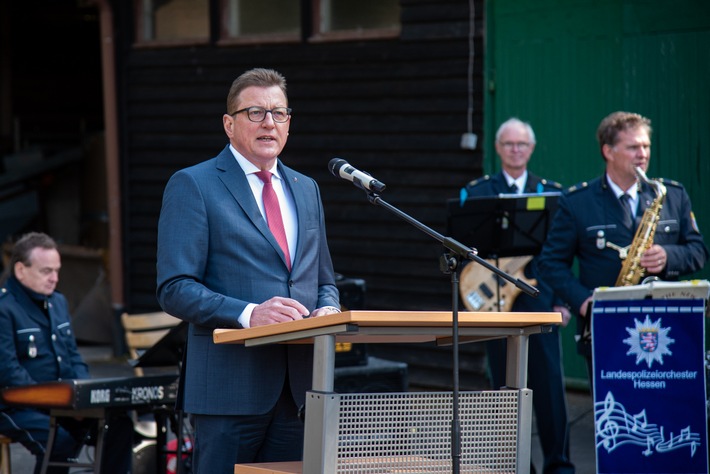 POL-HBPP: Staatssekretär Stefan Sauer eröffnet die neue Schießstätte der Bereitschaftspolizei in Niederweimar