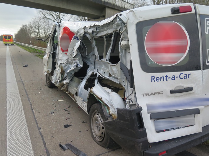 POL-DEL: Autobahnpolizei Ahlhorn: Verkehrsunfall auf der A29 im Bereich Großenkneten