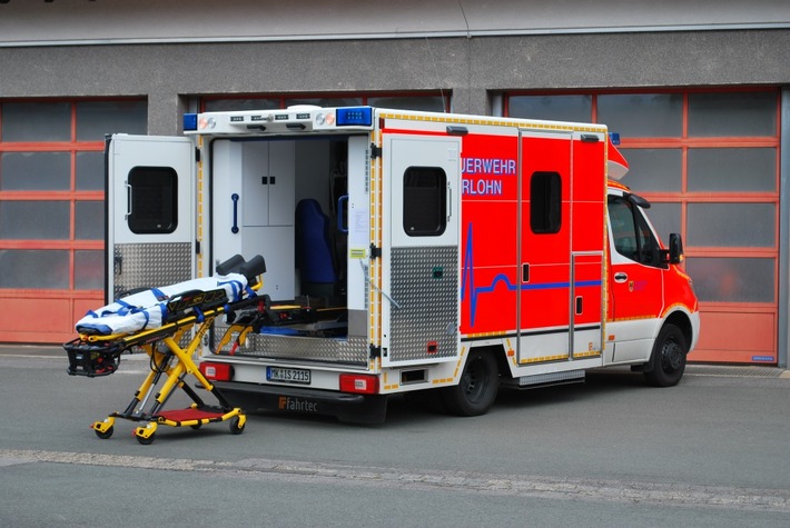 FW-MK: Feuerwehr stellt neuen Rettungswagen in Dienst