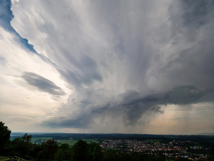 "Hagel, Fluten, Wirbelwinde": "planet e." im ZDF über das jüngste Wetterchaos in Deutschland (FOTO)