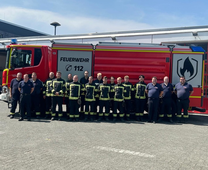 FW Wenden: Neue Maschinisten für Wendener Feuerwehr