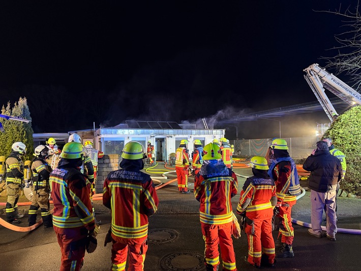 FW-SE: Gebäudebrand in Kaltenkirchen