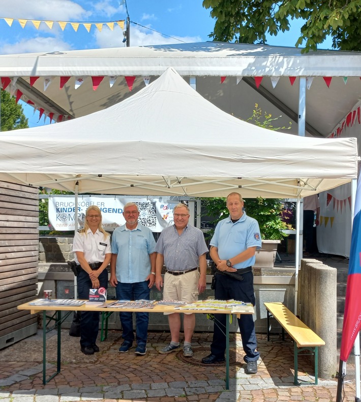 POL-OF: Schutzfrau vor Ort mit Infostand auf Senioren-Sommerfest